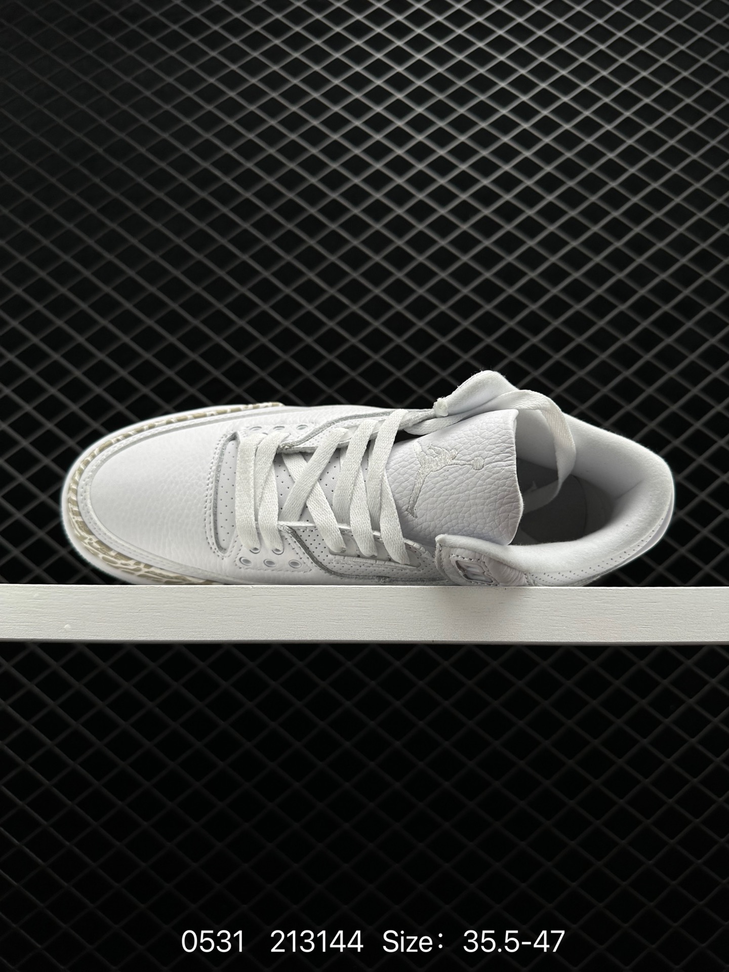 Air Jordan 3 Retro “Pure White”  AJ3